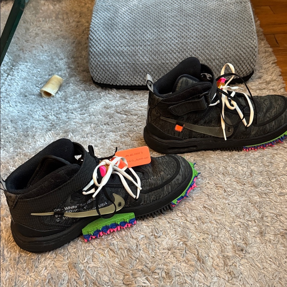 Off-White Men's Black Multi-Color High-Top Sneakers Make Offer!!!! - Picture 6 of 7